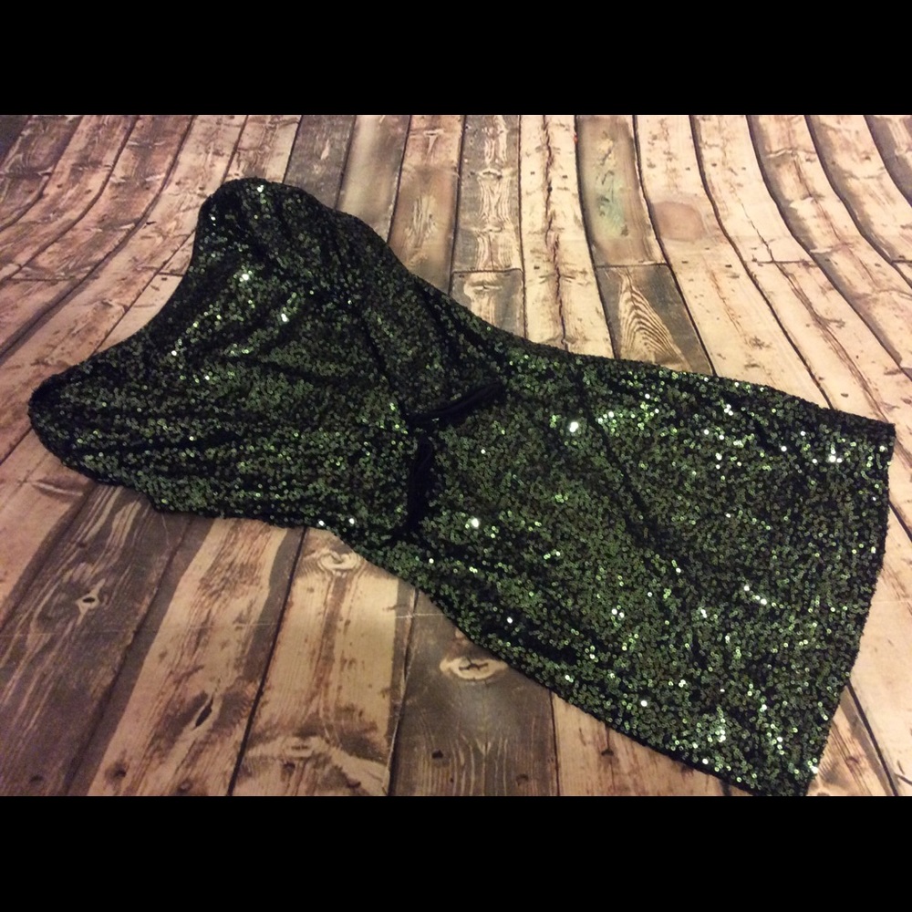 Badgley Mischka emerald green dress size 12